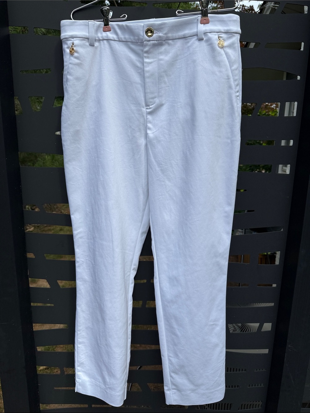 Lilly Pulitzer Ana High Rise White Pants with Gold Logo Detail Sz 12 Stretch